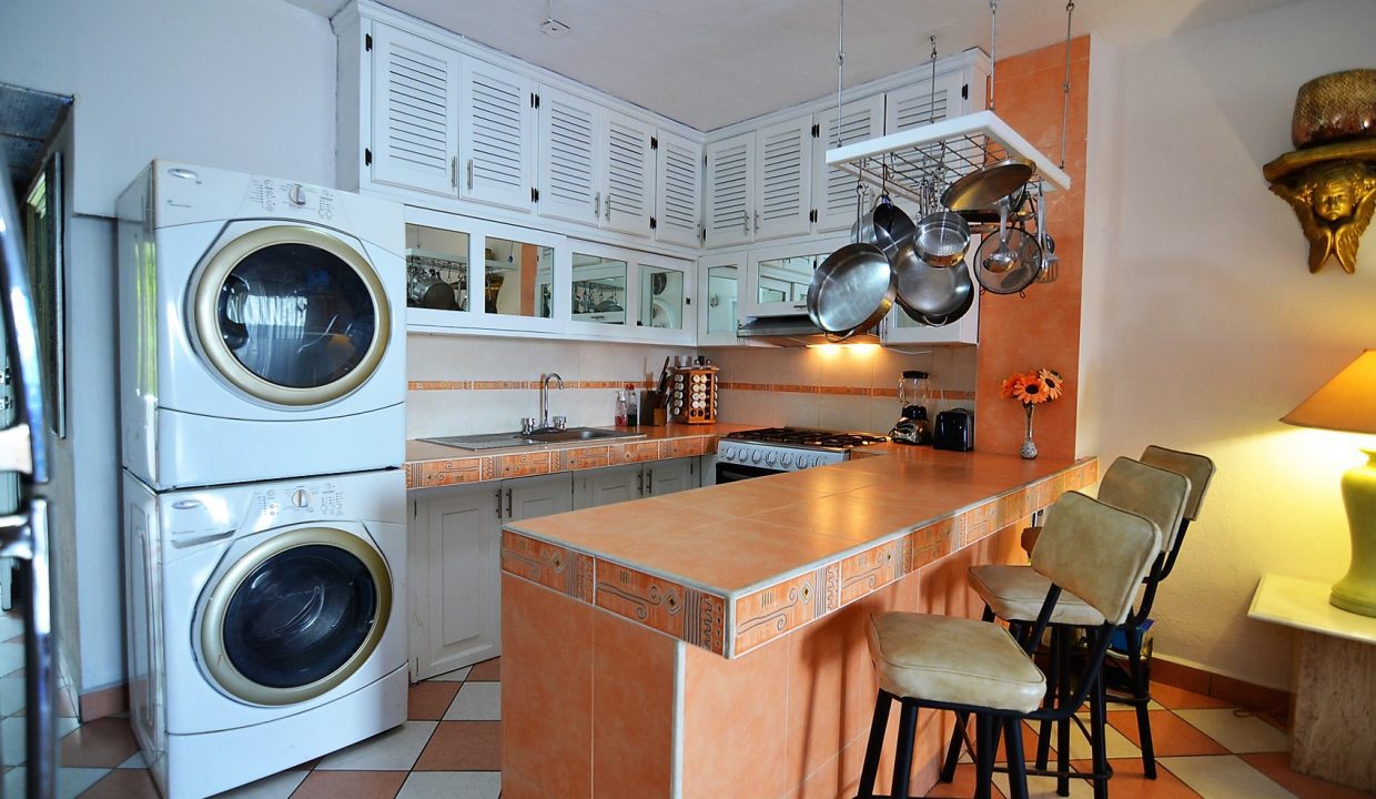 Condo Villa Santa Barbara 5 - 1 BD 1BA AMAPAS ALMAR RESORT LOS MUERTOS BEACH LONG TERM RENTAL PUERTO VALLARTA (7)