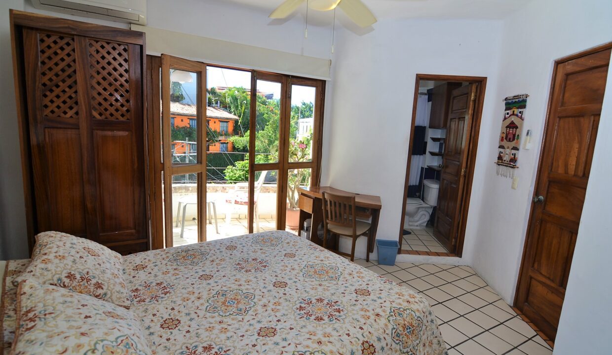 Condo Villa Santa Barbara 202 - 1BD 1BA FOR RENT FURNISHED AMAPAS PUERTO VALLARTA ROMANTIC ZONE (65)