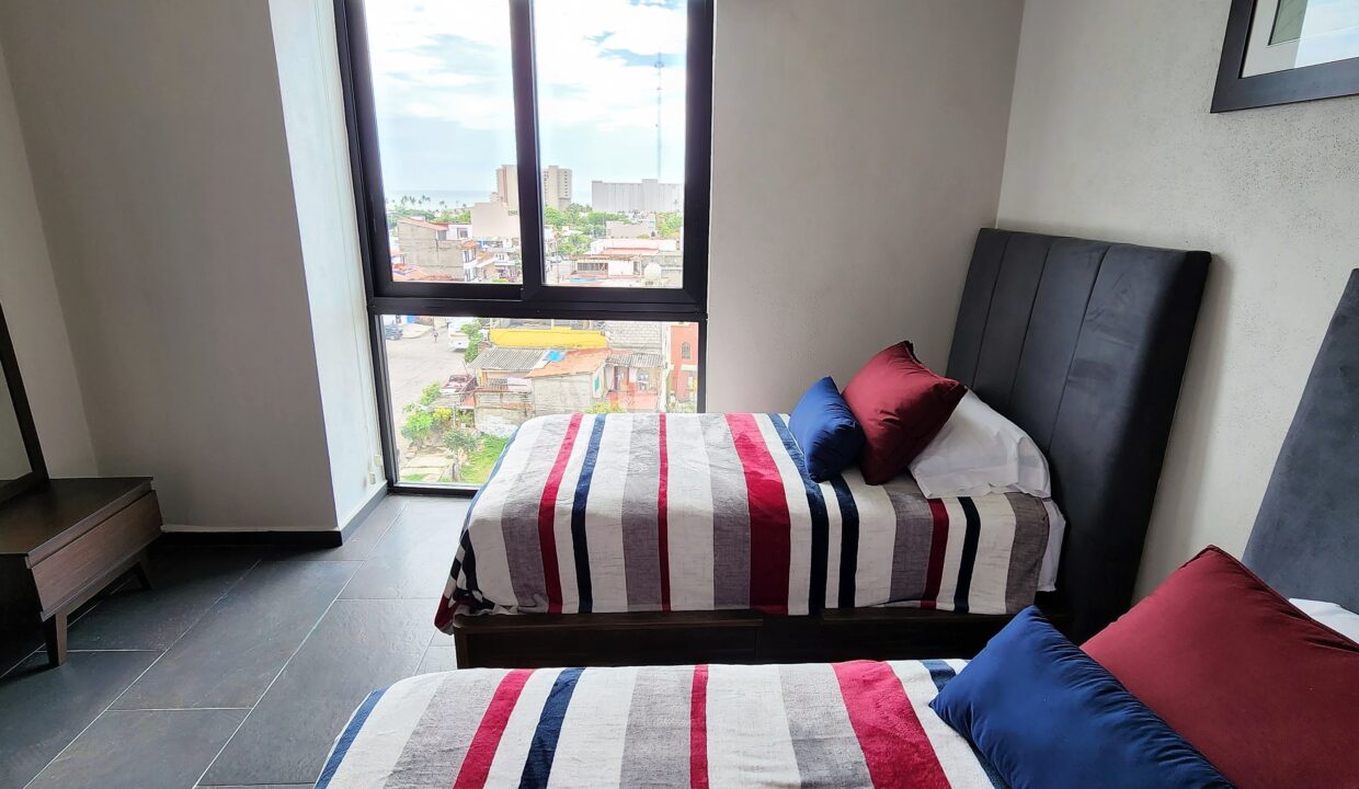 Condo Torre 21 - Lazaro Cardenas Puerto Vallarta Long Term Rental (20)
