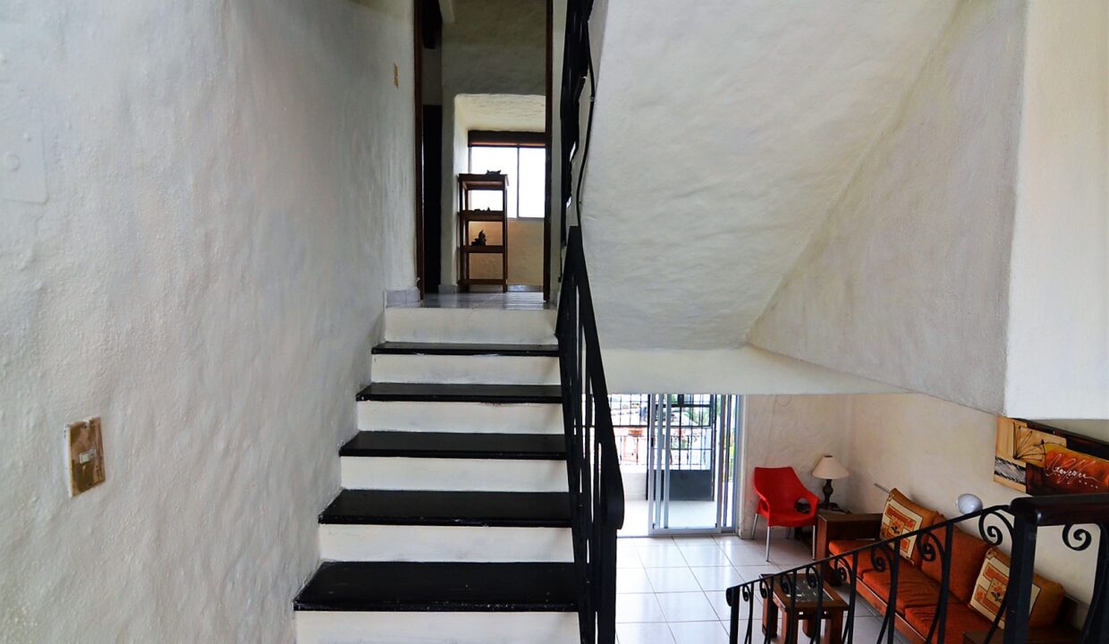 PH Condo Los Mangos Robalo - 3BD 3BA Furnished Apartment For Rent Long Term Versalles (13)