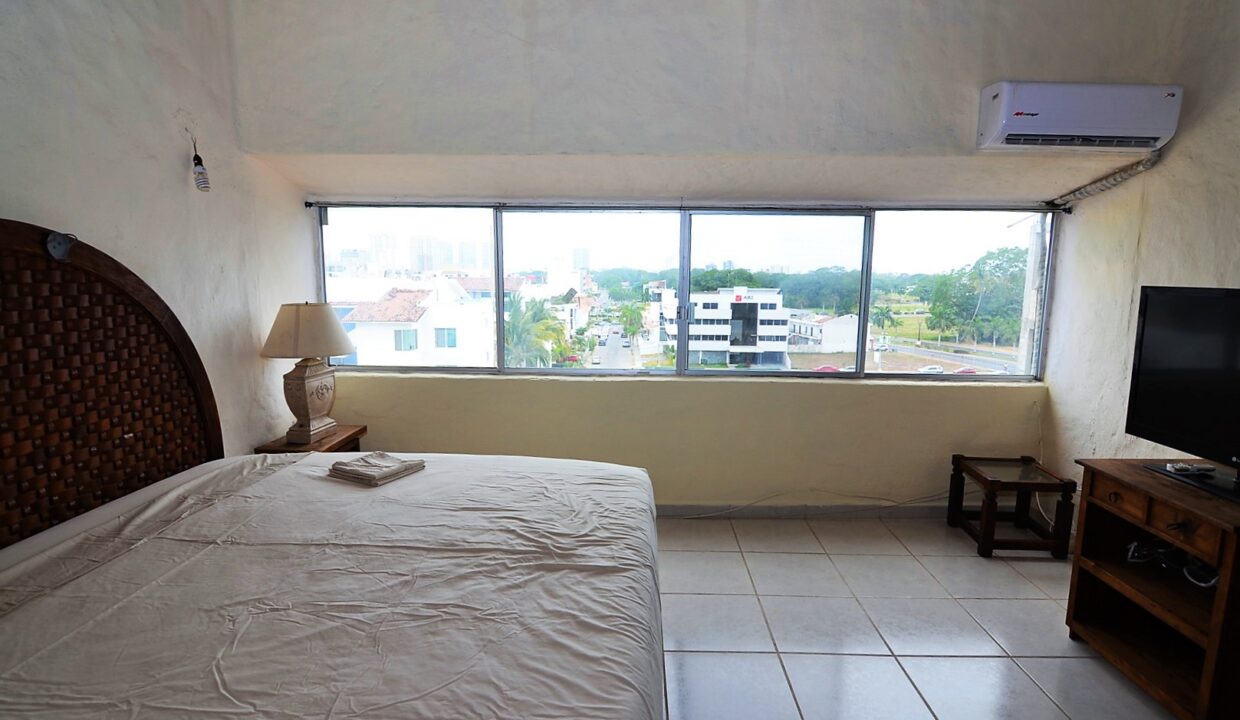 PH Condo Los Mangos Robalo - 3BD 3BA Furnished Apartment For Rent Long Term Versalles (21)