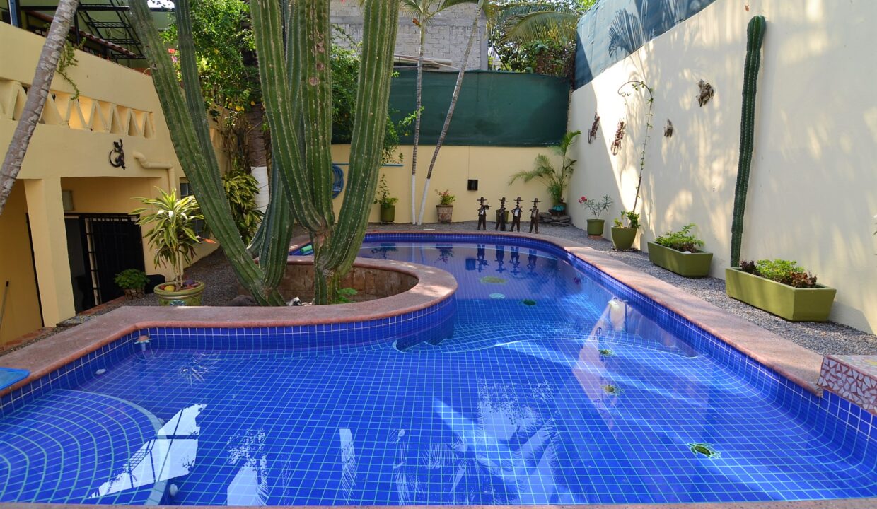 Casa Bucerias - Pool and Lounge Area Vacation House For Rent (2)
